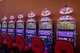 iboplay.bet live-dealer studio with professional croupier and multi-camera HD setup